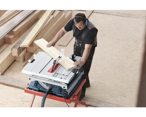 Tischkreissäge Bosch Professional GTS 10 XC inkl. 1 x Kreissägeblatt (Optiline Wood, 254 x 2,8/1,8 x 30 mm, 24 Zähne) und Zubehör
